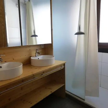 Spacieux T2 Pour 6-8 Pers, Face Pistes, Proche Commerces - L'alpe D'huez - Fr-1-405-29 Apartment